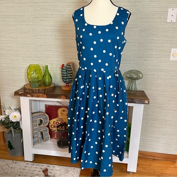 Dolly & Dotty Amanda Fit and Flare Dress Scoop Neck Swing Blue Polka Dot Size 12 - Picture 9 of 9